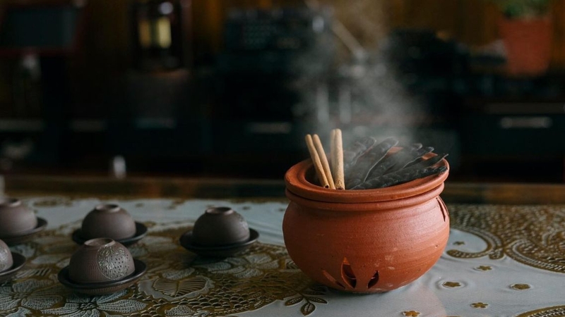 Nên giữ không gian thông thoáng khi đốt bồ kết để tránh ngạt khói