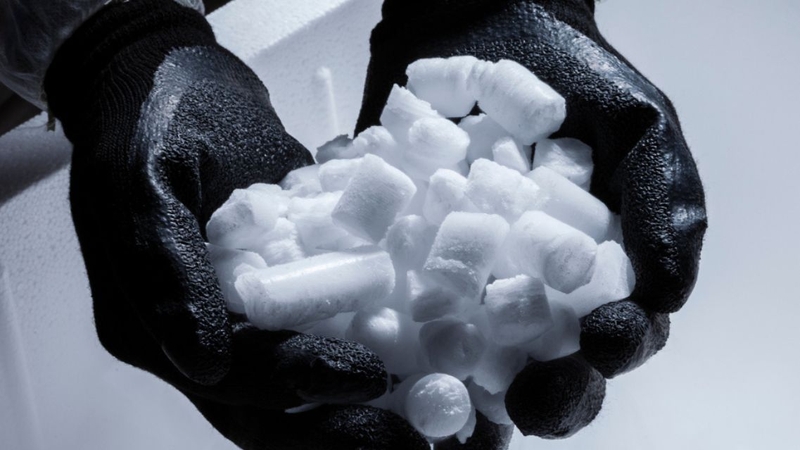 Sử dụng đá khô đúng cách để tăng thời gian giữ lạnh và đảm bảo an toàn