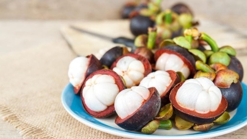 Bảo quản măng cụt trong ngăn mát tủ lạnh vẫn là cách thông dụng nhất