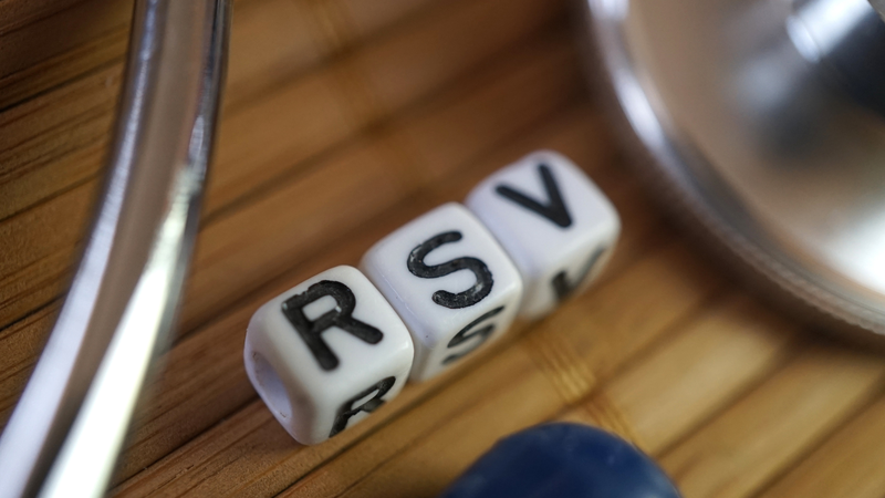 Hiện có hai loại kháng thể RSV được sử dụng phổ biến